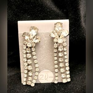 Estate Silver Crystal Drop Earrings MCM VTG 50s Clip On Rhinestones Dangle Gift